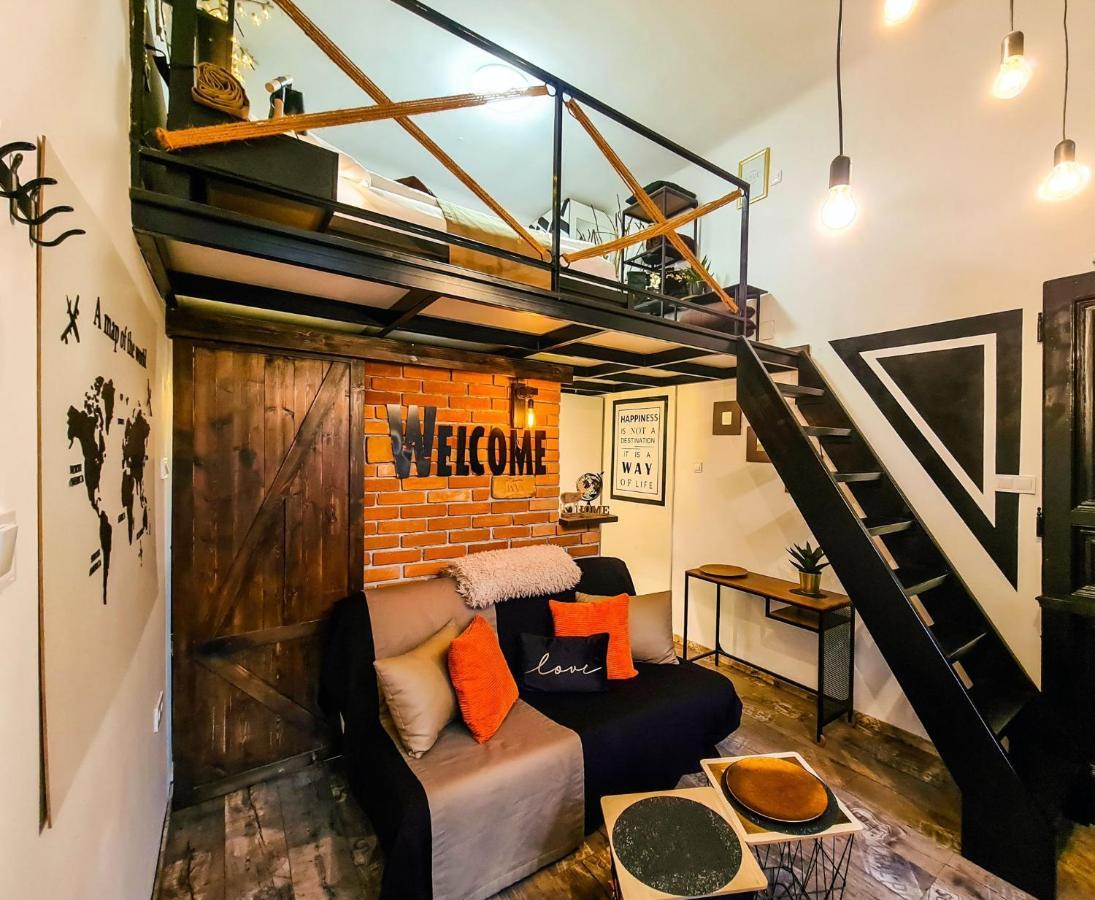 Rustic Flat With Perfect Location Apartment Budapest Exterior photo